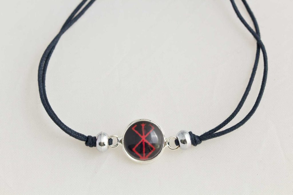 Chica Manga Bracelet slide knot berserk logo dark grey cord with round beads