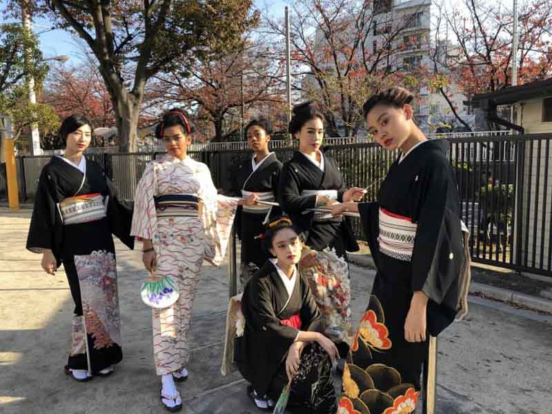 Mix it up: Japanese and hip hop culture